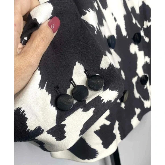 DVF Diane Von‎ Furstenberg Macie Cropped Pony Print in Blazer Jacket Size large